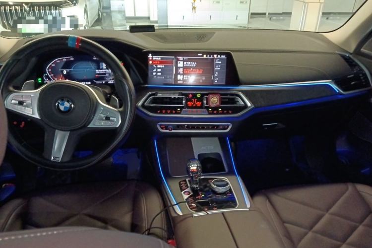 Used BMW X5 2022 Restyled xDrive 30Li Luxury Version M Sport Package Center Console