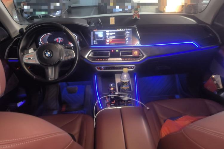 Used BMW X5 2022 Restyled xDrive 30Li Luxury Version M Sport Package Center Console