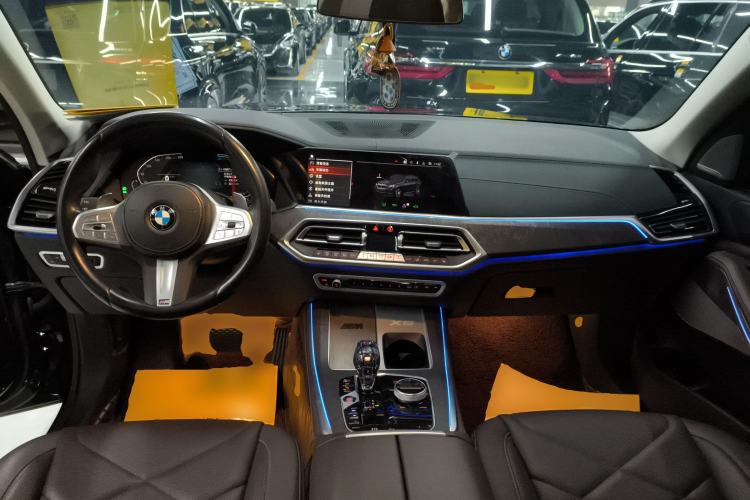 Used BMW X5 2022 Restyled xDrive 30Li M Sport Package Center Console