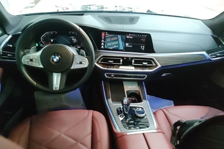Used BMW X5 2022 Restyled xDrive 40Li M Sport Package Center Console