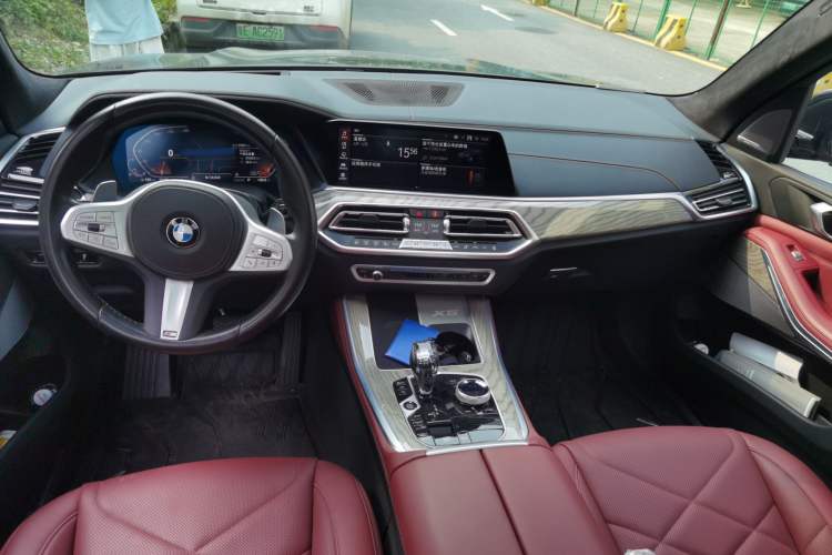 Used BMW X5 2022 Restyled xDrive 40Li M Sport Package Center Console
