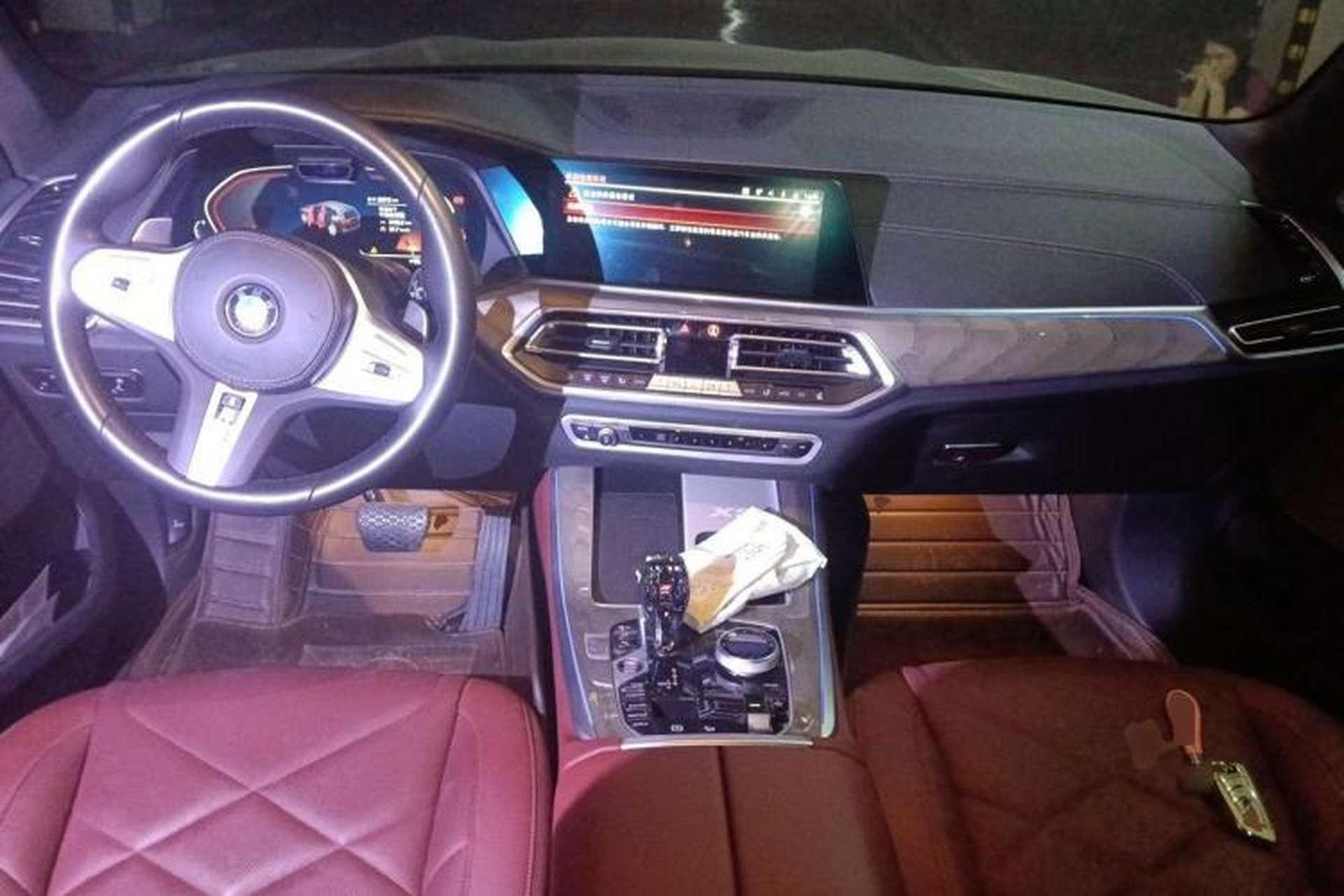 Used BMW X5 2022 Restyled xDrive 40Li Luxury Edition M Sport Package Center Console