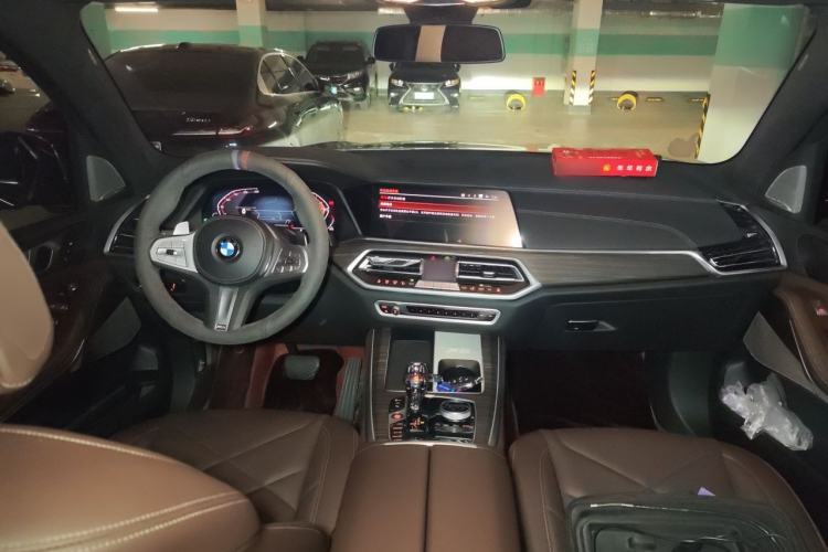 Used BMW X5 2022 xDrive 40Li M Sport Package Center Console
