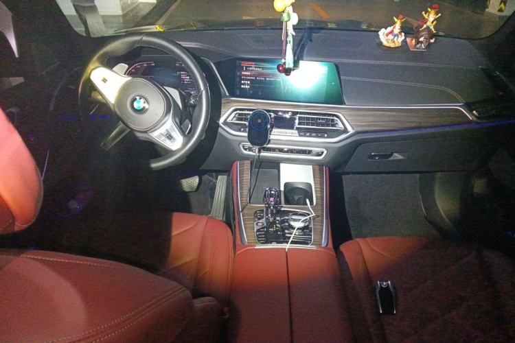 Used BMW X5 2022 xDrive 40Li M Sport Package Center Console
