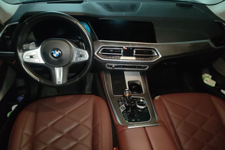 Used BMW X5 2022 Restyled xDrive 30Li Luxury Version M Sport Package Center Console