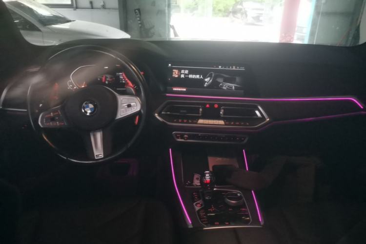 Used BMW X5 2022 Restyled xDrive 30Li Luxury Version M Sport Package Center Console