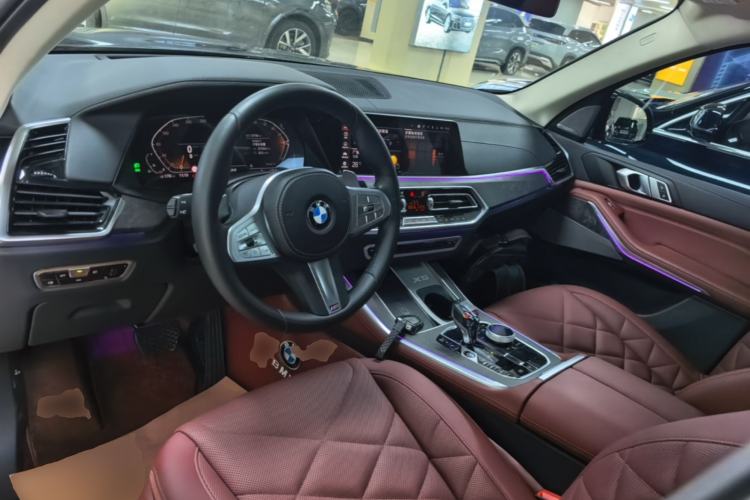 Used BMW X5 2022 Restyled xDrive 30Li Luxury Version M Sport Package Center Console