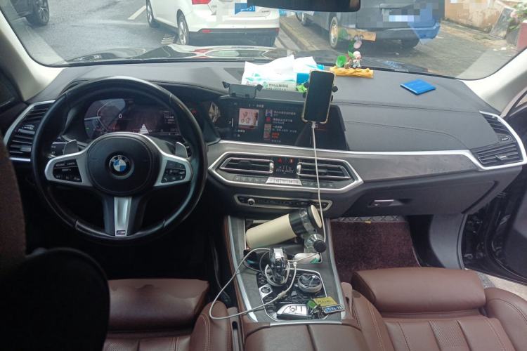 Used BMW X5 2022 xDrive40i M Sport Package Center Console