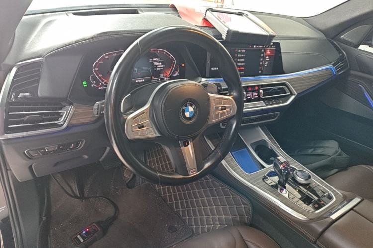 Used BMW X5 2022 xDrive 40Li Luxury Edition M Sport Package Center Console