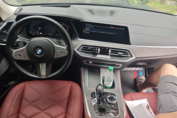 Used BMW X5 2022 xDrive 30Li M Sport Package Center Console