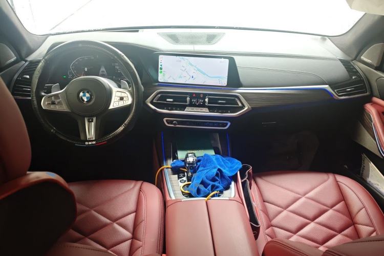 Used BMW X5 2022 Restyled xDrive 40Li Luxury Edition M Sport Package Center Console