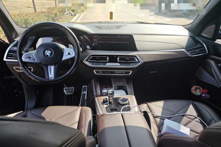Used BMW X5 2022 xDrive 40Li M Sport Package Center Console