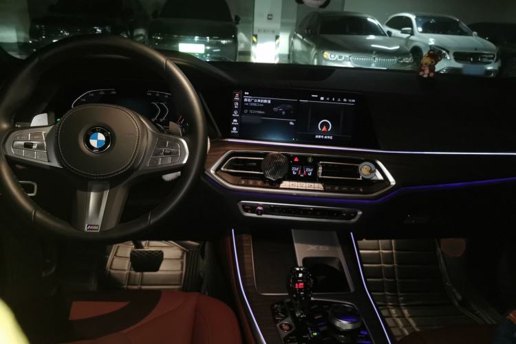 Used BMW X5 2022 xDrive 40Li M Sport Package Center Console