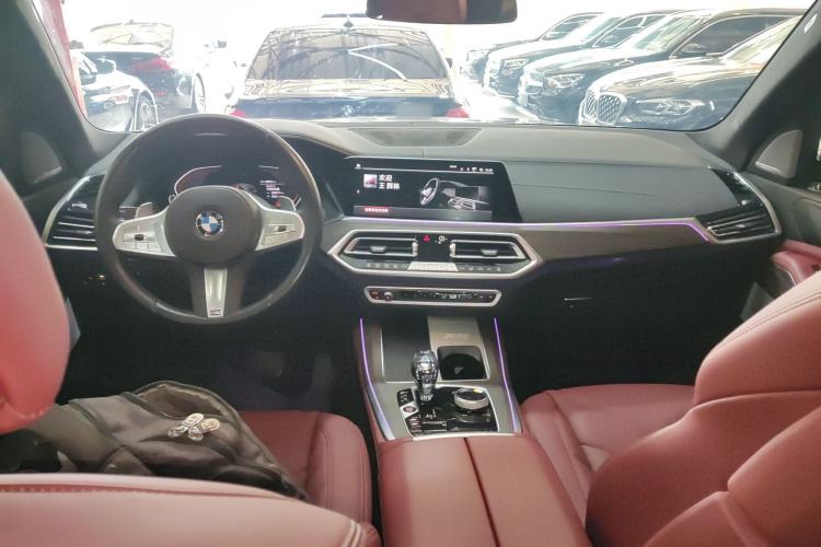 Used BMW X5 2022 Restyled xDrive 40Li M Sport Package Center Console