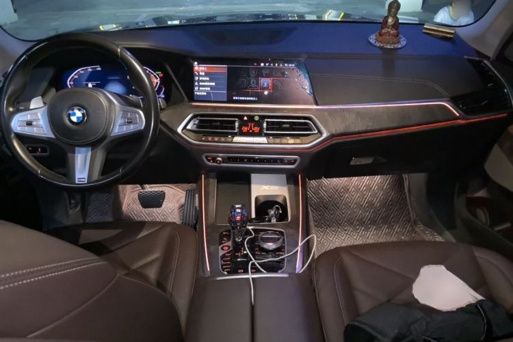 Used BMW X5 2022 xDrive 30Li M Sport Package Center Console