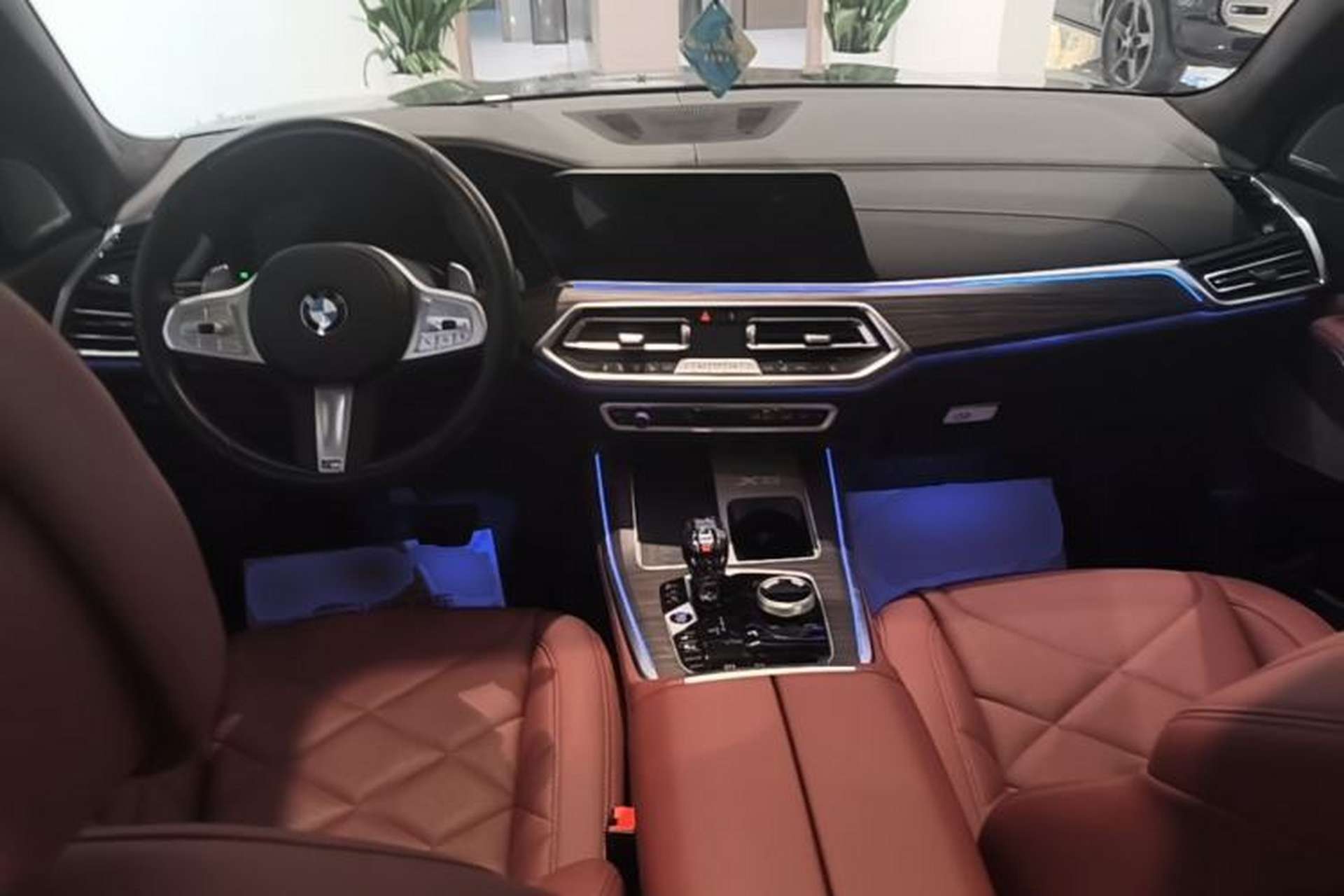 Used BMW X5 2022 Restyled xDrive 40Li M Sport Package Center Console