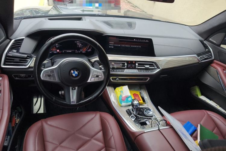 Used BMW X5 2022 xDrive 40Li M Sport Package Center Console