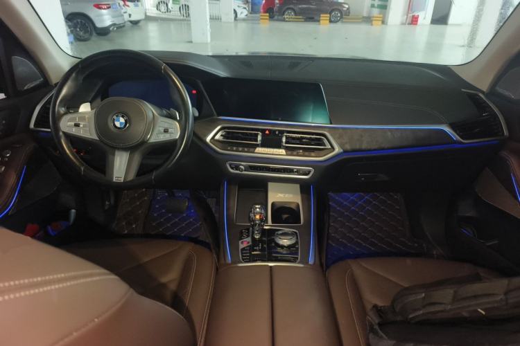 Used BMW X5 2022 Restyled xDrive 30Li Luxury Version M Sport Package Center Console