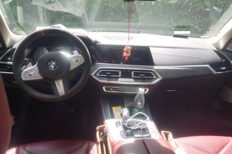Used BMW X5 2022 xDrive 30Li Luxury M Sport Package Center Console