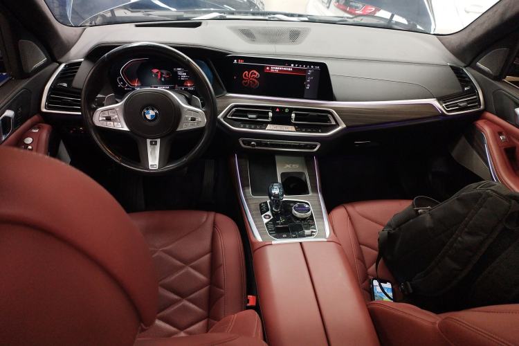 Used BMW X5 2022 Restyled xDrive 40Li Luxury Edition M Sport Package Center Console