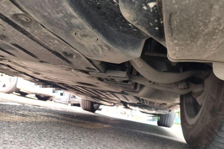 Used BMW X5 2022 xDrive 30Li Luxury M Sport Package Chassis Front Left
