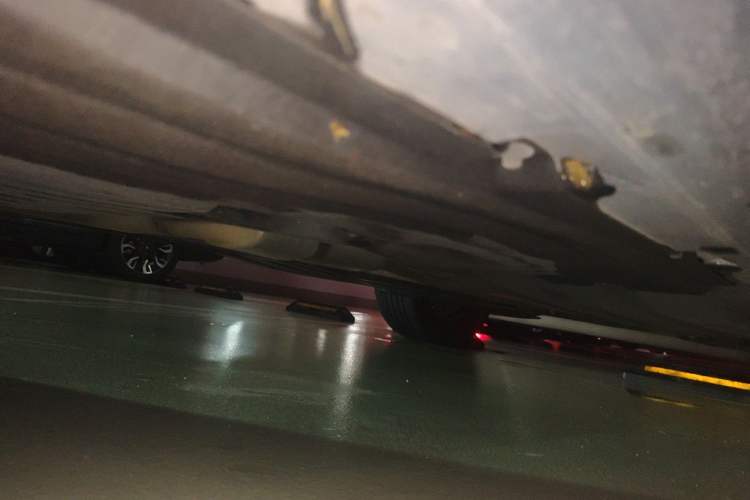 Used BMW X5 2022 xDrive 40Li M Sport Package Chassis Front Left