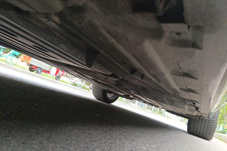 Used BMW X5 2022 xDrive 40Li M Sport Package Chassis Front Left