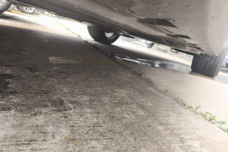 Used BMW X5 2022 xDrive 40Li M Sport Package Chassis Front Left