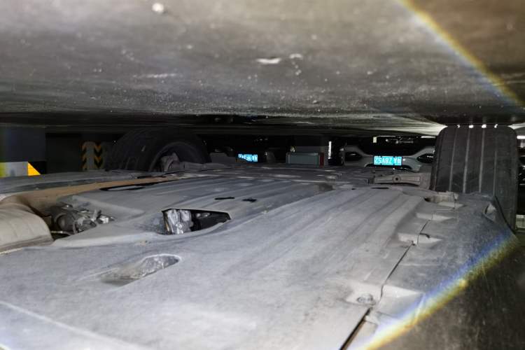 Used BMW X5 2022 xDrive 30Li M Sport Package Chassis Front Left