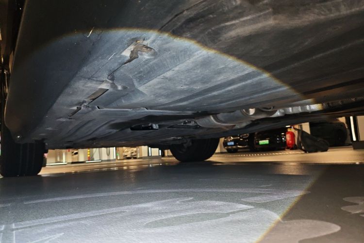 Used BMW X5 2022 xDrive 40Li M Sport Package Chassis Front Left