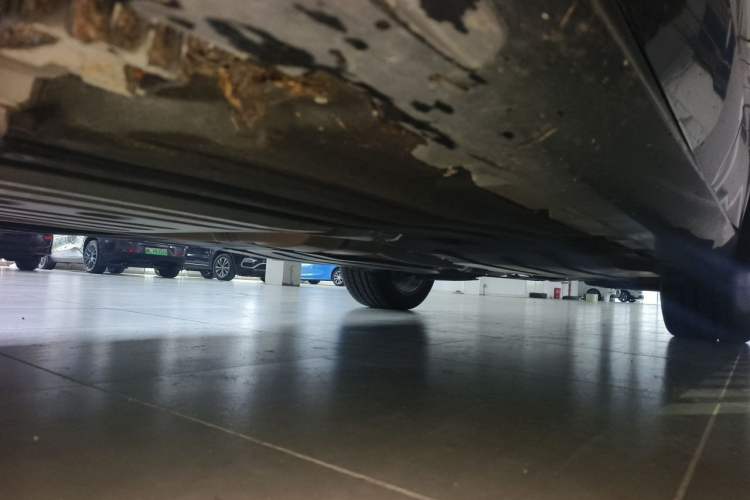 Used BMW X5 2022 Restyled xDrive 30Li Luxury Version M Sport Package Chassis Front Left