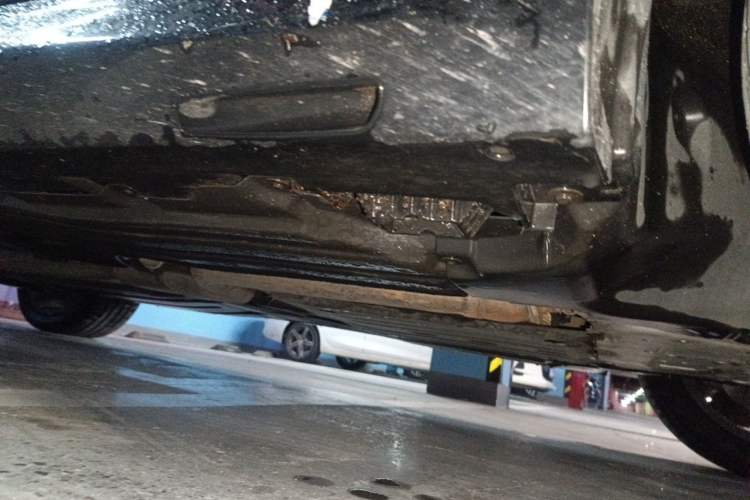 Used BMW X5 2022 xDrive 30Li Luxury M Sport Package Chassis Front Right