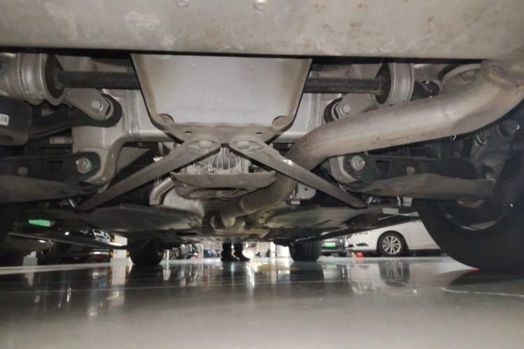 Used BMW X5 2022 xDrive 30Li M Sport Package Chassis Rear