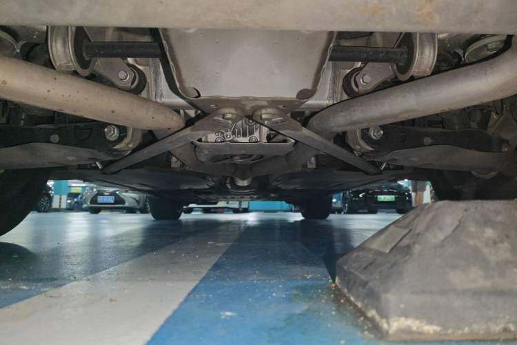 Used BMW X5 2022 xDrive 40Li M Sport Package Chassis Rear