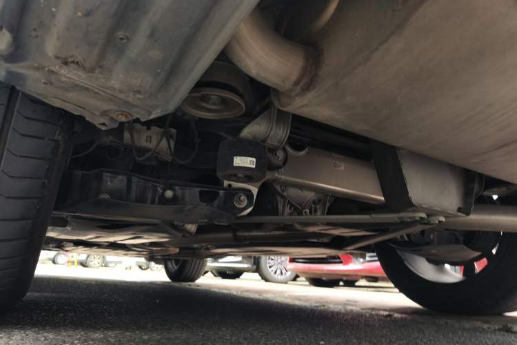 Used BMW X5 2022 xDrive 30Li Luxury M Sport Package Chassis Rear Left