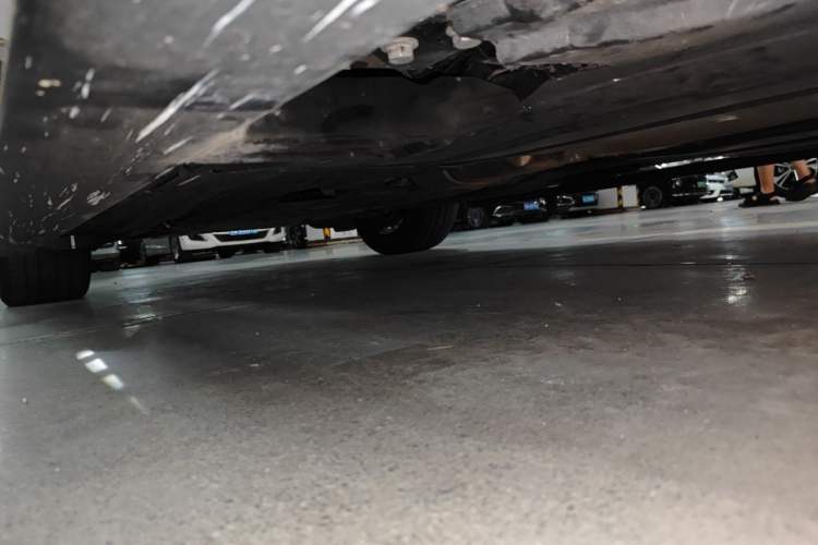 Used BMW X5 2022 xDrive 30Li Luxury M Sport Package Chassis Rear Left