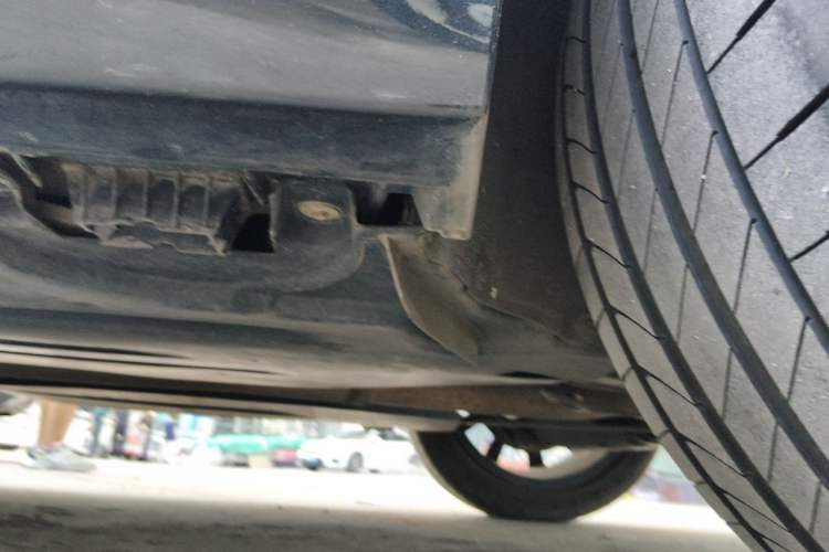 Used BMW X5 2022 xDrive 30Li Luxury M Sport Package Chassis Rear Left