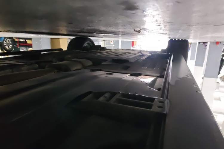 Used BMW X5 2022 xDrive 40Li M Sport Package Chassis Rear Left