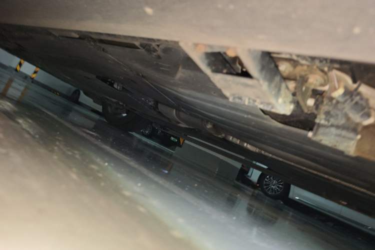 Used BMW X5 2022 xDrive 40Li M Sport Package Chassis Rear Left