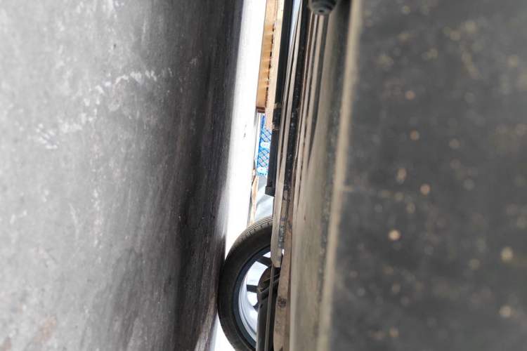 Used BMW X5 2022 xDrive 40Li M Sport Package Chassis Rear Left
