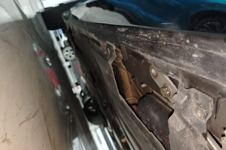 Used BMW X5 2022 Restyled xDrive 30Li Luxury Version M Sport Package Chassis Rear Left
