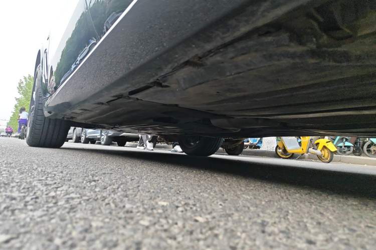 Used BMW X5 2022 xDrive 30Li Luxury M Sport Package Chassis Rear Left