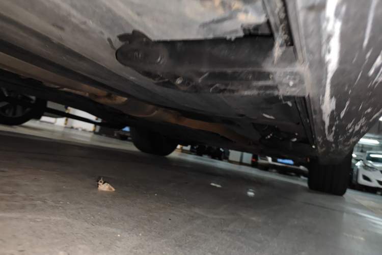 Used BMW X5 2022 xDrive 30Li Luxury M Sport Package Chassis Rear Right