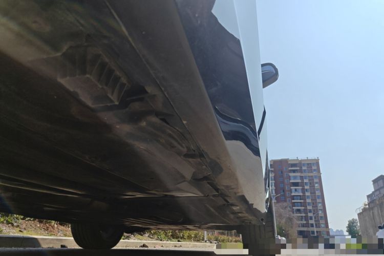 Used BMW X5 2022 xDrive 40Li M Sport Package Chassis Rear Right