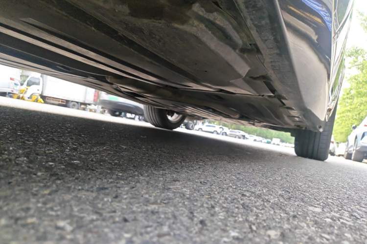 Used BMW X5 2022 xDrive 30Li Luxury M Sport Package Chassis Rear Right