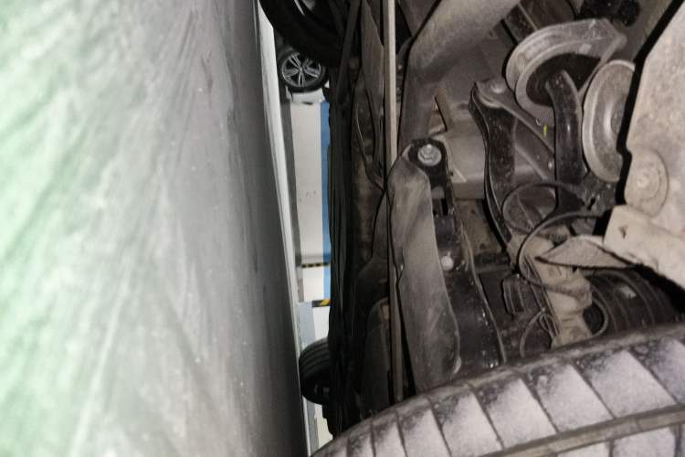 Used BMW X5 2022 xDrive 40Li M Sport Package Chassis Rear Right