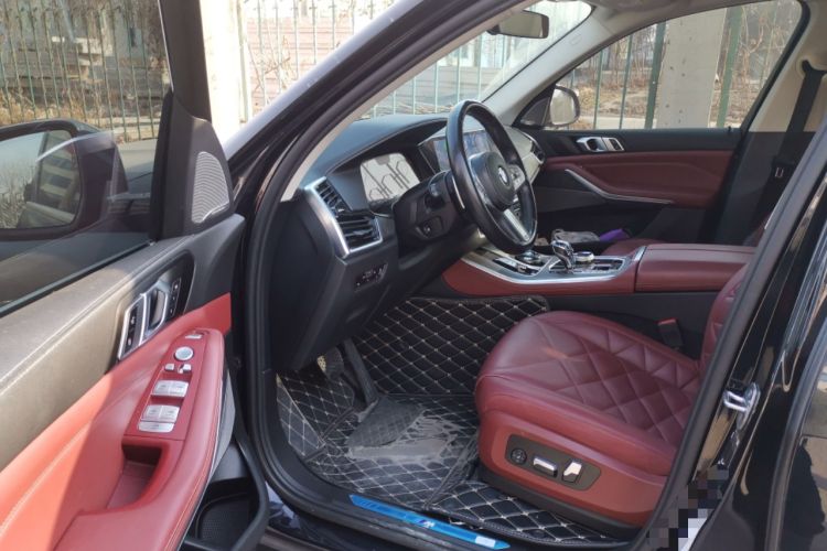 Used BMW X5 2022 xDrive 30Li Luxury M Sport Package Driver Seat