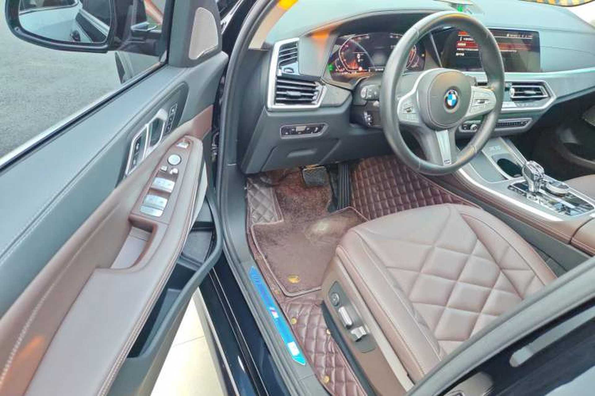 Used BMW X5 2022 Restyled xDrive 30Li Luxury Version M Sport Package Driver Seat