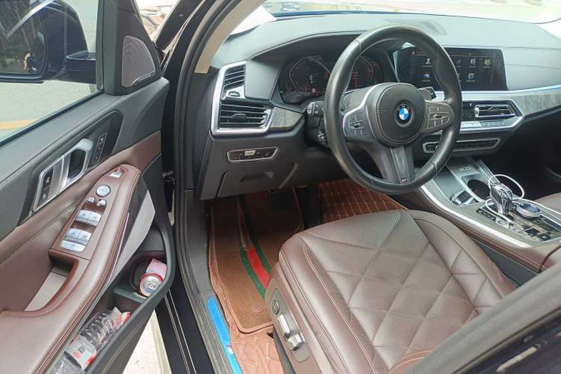 Used BMW X5 2022 xDrive 30Li Luxury M Sport Package Driver Seat