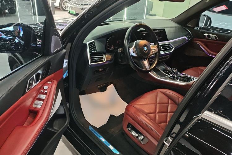 Used BMW X5 2022 xDrive 40Li Luxury Edition M Sport Package Driver Seat